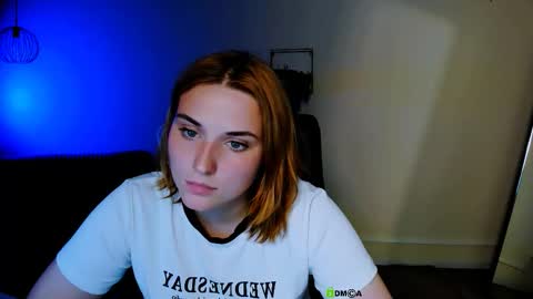 casey_meow_ online show from September 17, 1:02 pm