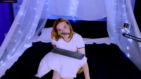 casey_meow_ online show from September 30, 1:16 pm