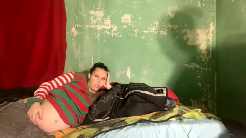 Snapshot of cashcoupllle chatting on February 18, 1:21 am Cash Couple online show from February 18, 1:21 am