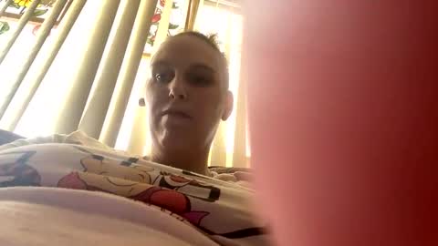 Snapshot of cashcoupllle chatting on September 23, 7:28 pm Cash Couple online show from September 23, 7:28 pm