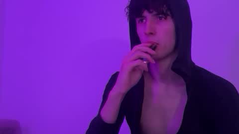 cashmasterparis online show from April 23, 9:17 pm