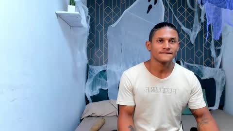 Casike online show from November 2, 7:27 pm