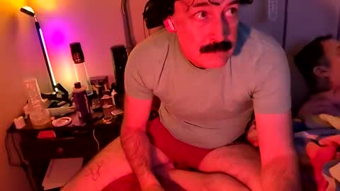 Snapshot of casory1922 chatting on December 17, 10:21 am hairyokieotter online show from December 17, 10:21 am