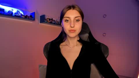 Seductress Cassia  FINDOM AND SADISM  NO NUDE online show from February 2, 6:53 pm