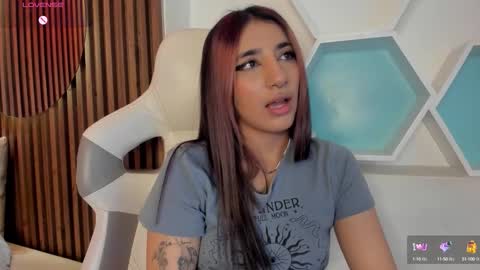 cassidy_evans online show from September 19, 11:44 am