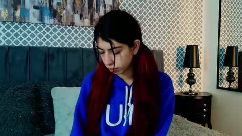 cassie_bloom online show from September 23, 3:53 am