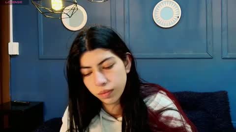 Snapshot of cassie_bloom chatting on October 23, 9:24 pm cassie_bloom online show from October 23, 9:24 pm