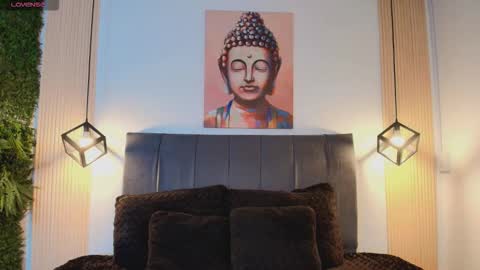 Snapshot of cassie_bloom chatting on December 14, 8:13 pm cassie_bloom online show from December 14, 8:13 pm