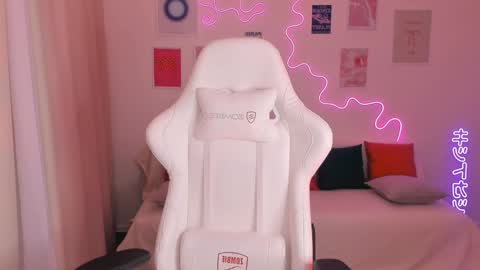 Cassie online show from December 14, 4:01 am