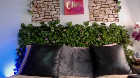 Casie  online show from January 11, 10:18 pm