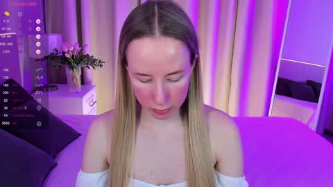 Snapshot of cassie_kelman chatting on February 1, 9:19 pm Cassie online show from February 1, 9:19 pm