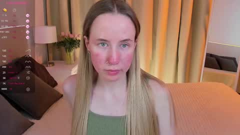 Snapshot of cassie_kelman chatting on February 23, 3:13 am Cassie online show from February 23, 3:13 am