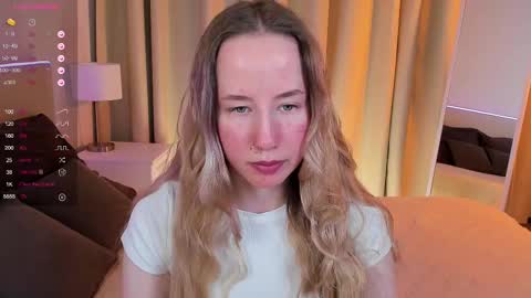 Snapshot of cassie_kelman chatting on February 25, 8:41 pm Cassie online show from February 25, 8:41 pm