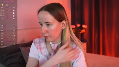 Snapshot of cassie_kelman chatting on March 7, 3:29 am Cassie online show from March 7, 3:29 am