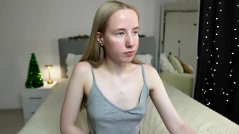 Snapshot of cassie_kelman chatting on January 12, 9:09 pm Cassie online show from January 12, 9:09 pm