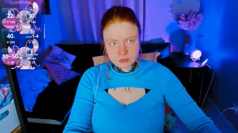 Cassie online show from December 3, 8:40 pm