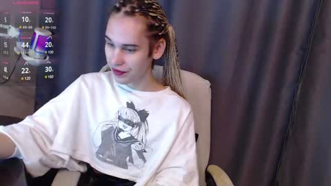 Cassie online show from December 19, 2:46 pm