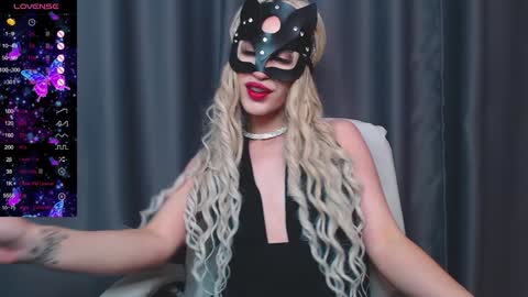 Cassie online show from January 1, 1:37 pm