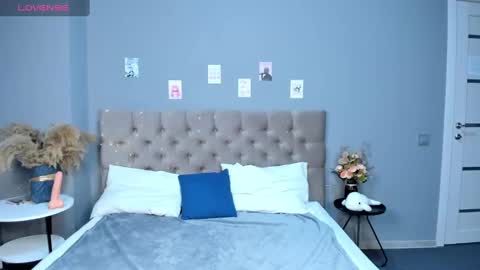 Snapshot of cassies_sandy chatting on December 14, 3:07 am cassies_sandy online show from December 14, 3:07 am