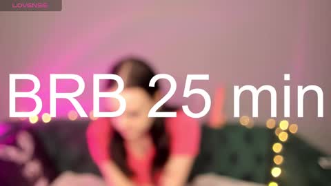 Snapshot of cassies_sandy chatting on December 25, 6:09 am cassies_sandy online show from December 25, 6:09 am