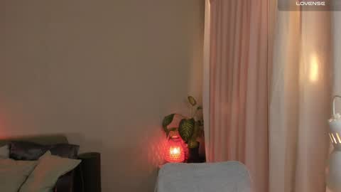  cassandra  online show from December 19, 11:46 pm