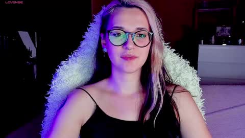 Ellie online show from January 9, 9:26 pm