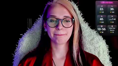 Ellie online show from February 25, 7:03 pm