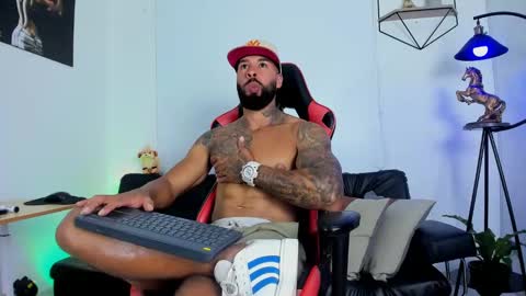 Matheo Brown online show from January 22, 8:38 pm