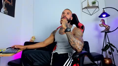 Matheo Brown online show from February 7, 9:26 pm