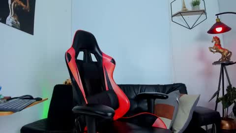 Matheo Brown online show from February 11, 4:02 pm