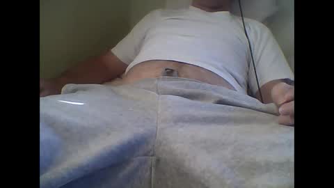 castlecrester online show from December 3, 4:06 pm