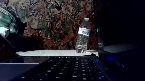 Snapshot of castration40 chatting on October 4, 9:07 am castration40 online show from October 4, 9:07 am