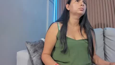 Snapshot of cat22_ chatting on September 15, 9:37 pm cat22_ online show from September 15, 9:37 pm