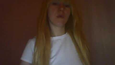 Snapshot of cat_2019 chatting on March 12, 12:31 am cat_2019 online show from March 12, 12:31 am