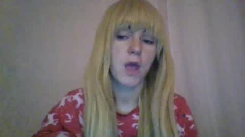 Snapshot of cat_2019 chatting on September 19, 11:27 pm cat_2019 online show from September 19, 11:27 pm