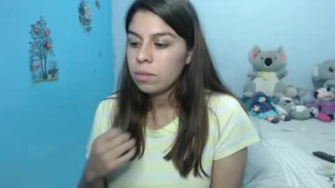 Snapshot of cata_09 chatting on December 5, 1:14 am cata online show from December 5, 1:14 am