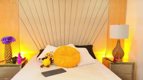 Dani   online show from October 21, 7:58 pm