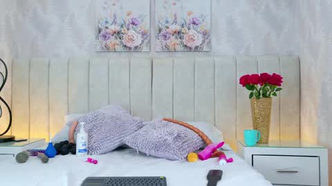 Dani   online show from March 30, 9:16 pm