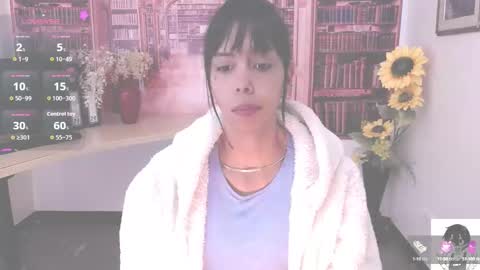 Snapshot of catalella_ar chatting on September 18, 3:19 am Queen Catalella online show from September 18, 3:19 am