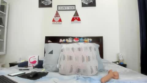 Snapshot of cataleya_0407 chatting on September 13, 4:40 pm cataleya_0407 online show from September 13, 4:40 pm