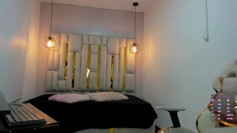 Snapshot of cataleya_sambrano chatting on September 9, 10:59 am Cataleya online show from September 9, 10:59 am