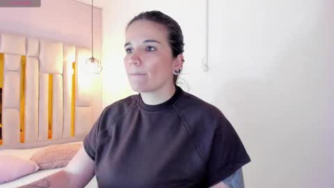 Snapshot of cataleya_sambrano chatting on October 14, 10:49 am Cataleya online show from October 14, 10:49 am