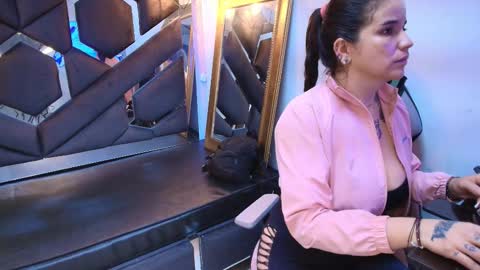 Snapshot of cataleya_sambrano chatting on November 16, 11:05 am Cataleya online show from November 16, 11:05 am