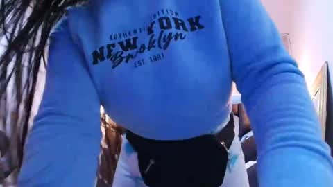 Snapshot of cataleya_sambrano chatting on November 18, 11:03 am Cataleya online show from November 18, 11:03 am