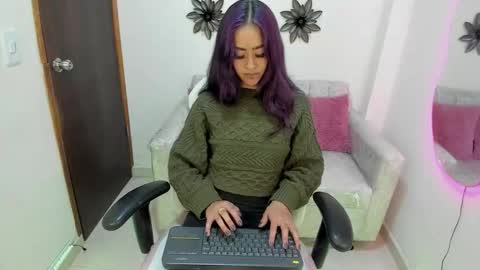 Snapshot of cataleya_sub_ chatting on September 23, 12:41 pm cataleya_sub_ online show from September 23, 12:41 pm