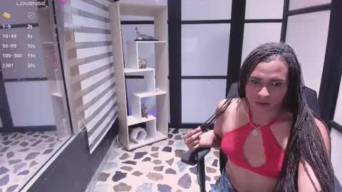 Snapshot of cataleyarobertts chatting on October 5, 5:17 am cataleyarobertts online show from October 5, 5:17 am