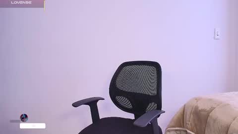 Catalina online show from January 8, 4:53 pm