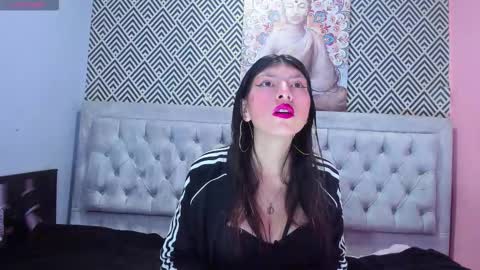Snapshot of catalina_herrera2 chatting on October 13, 1:33 pm CATLINA HERRERA online show from October 13, 1:33 pm