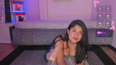 Snapshot of catalina_naughtyy chatting on January 20, 11:10 pm Catalina online show from January 20, 11:10 pm