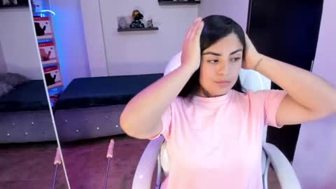 Snapshot of catalina_naughtyy chatting on February 10, 7:49 pm Catalina online show from February 10, 7:49 pm